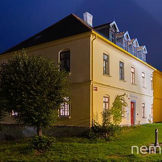 Prodej hotelu a penzionu 588 m² Zbraslavice