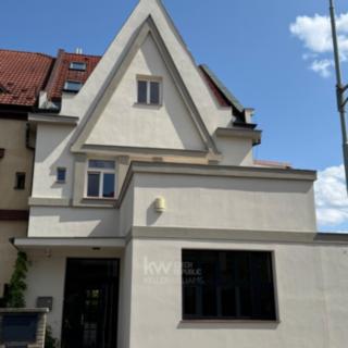 Pronájem rodinného domu, 381m²