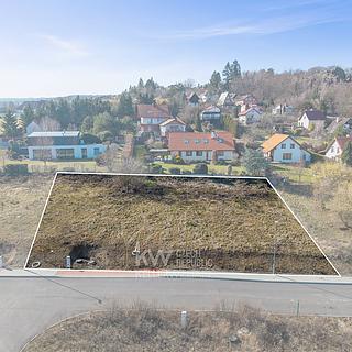Prodej stavební parcely 1066 m&sup2; Černolice