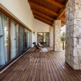 Prodej rodinného domu 313 m² Hradištko