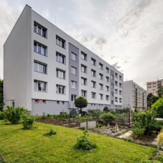Prodej bytu 3+1 84 m² Sezimovo Ústí, Svépomoc