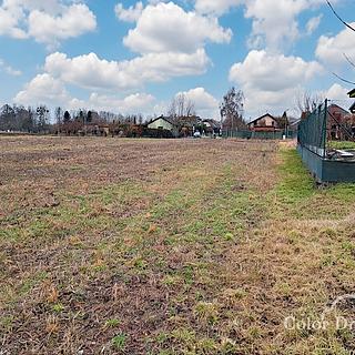 Prodej stavební parcely 2 733 m² Věrovany