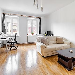 Prodej bytu 2+1 63 m² Tábor, Vančurova