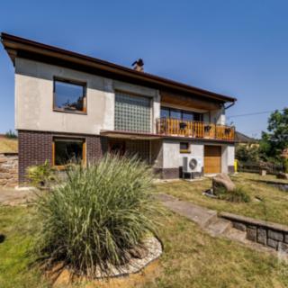 Prodej rodinného domu 200 m² Dolní Hbity