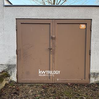 Pronájem garáže 20 m² Kladno