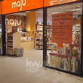 Pronájem obchodu 87 m&sup2; Hradec Králové