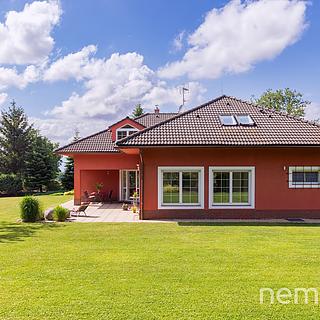 Prodej vily 412 m² Křížkový Újezdec Čenětice