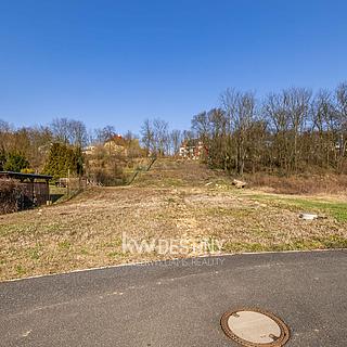 Prodej stavební parcely 1 095 m² Teplice