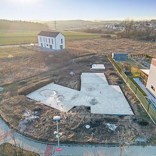 Prodej stavební parcely 1067 m&sup2; Vysoký Újezd
