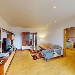 Pronájem bytu 3+1 81 m² Praha Šeberov, Pod vsí