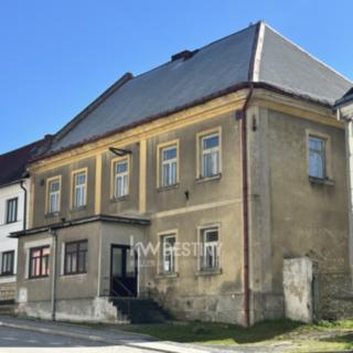Prodej hotelu a penzionu 371 m² Osečná, Svatovítské náměstí