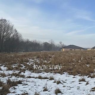 Prodej stavební parcely 1 305 m² Modlany Kvítkov