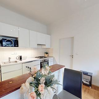 Pronájem bytu 2+kk 42 m² Praha