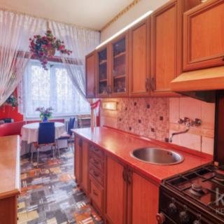 Prodej bytu 4+1 76 m² Blatno