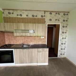 Pronájem bytu 1+1 35 m² Rokycany, Vokáčova