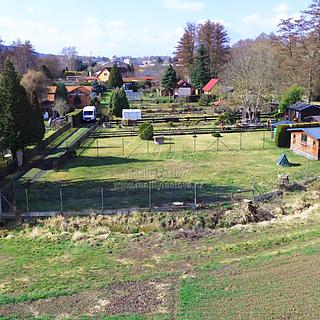 Prodej stavební parcely 573 m² Kamenný Újezd