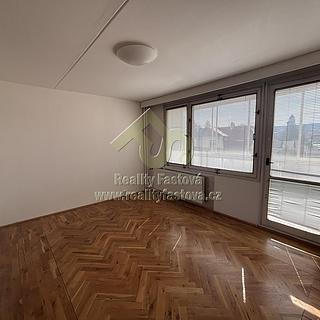 Prodej bytu 3+1 70 m² Rokycany, Litohlavská
