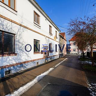 Prodej bytu 3+1 72 m² Nýřany, Horova