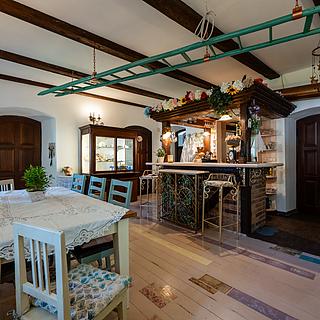 Prodej činžovního domu 650 m² Rozvadov Svatá Kateřina