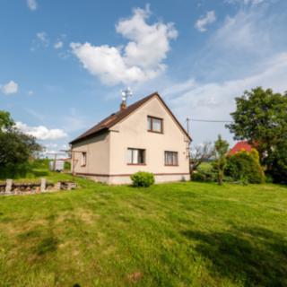 Prodej rodinného domu 92 m² Břasy Stupno