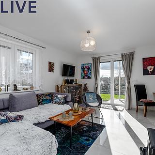 Pronájem bytu 4+kk 81 m² Vochov