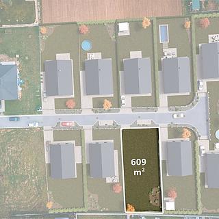 Prodej stavební parcely 609 m² Labské Chrčice