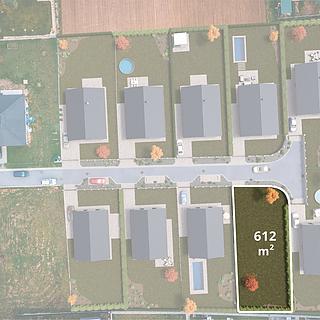 Prodej stavební parcely 653 m² Labské Chrčice