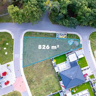 Prodej stavební parcely 826 m² Pardubice Svítkov, Karla Mikuláška