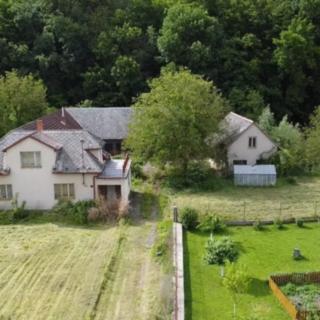 Prodej rodinného domu 350 m² Luže Bělá