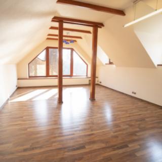 Pronájem bytu 2+kk, 84m²