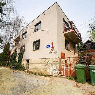 Prodej rodinného domu 295 m&sup2; Hustopeče