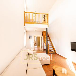 Pronájem bytu 2+1 56 m&sup2; Kurdějov