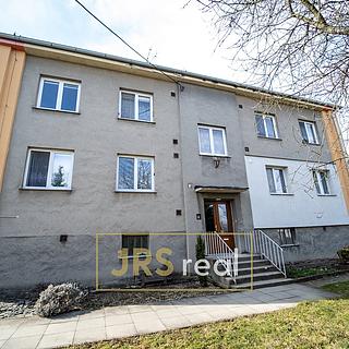 Prodej bytu 3+1 78 m&sup2; Přáslavice