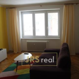 Pronájem bytu 3+1 62 m² Hodonín, J. Suka