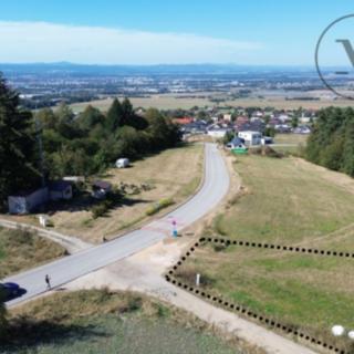Prodej stavební parcely 1 000 m² Adamov
