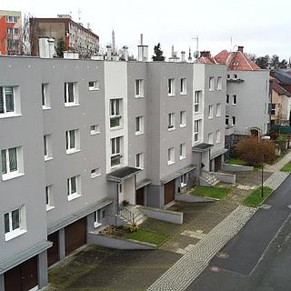 Prodej bytu 2+1 70 m² Olomouc Lazce, Zamykalova