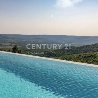 Prodej rodinného domu, 5500m²