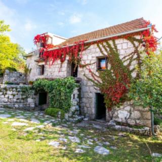 Prodej vily, 150m&sup2;