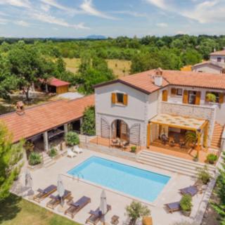 Prodej vily, 226m&sup2;