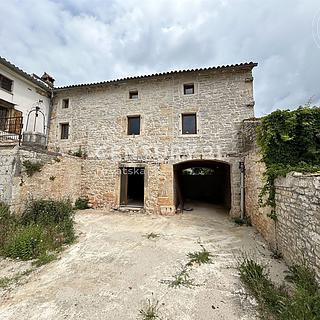 Prodej rodinného domu, 380m&sup2;