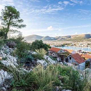 Prodej stavební parcely, 3300m&sup2;