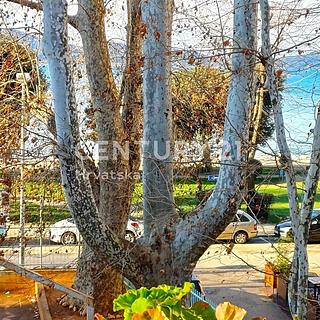 Prodej bytu 3+1, 1m&sup2;