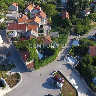 Prodej rodinného domu, 200m²