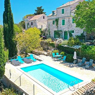 Prodej vily, 300m&sup2;