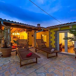 Prodej vily, 550m&sup2;