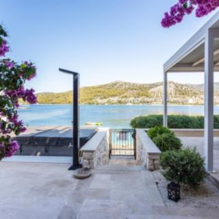 Prodej vily, 450m&sup2;