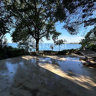 Prodej rodinného domu, 860m&sup2;