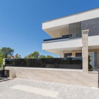 Prodej vily, 200m²