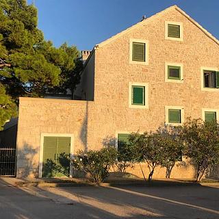 Prodej vily, 330m&sup2;