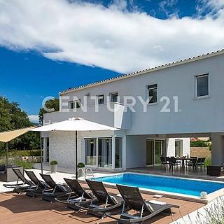 Prodej rodinného domu, 1220m&sup2;